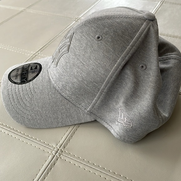 New Era Yankees hat - Picture 3 of 7